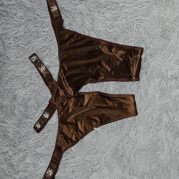 Bundle VS Shine Strap Panties - Picture 6 of 8